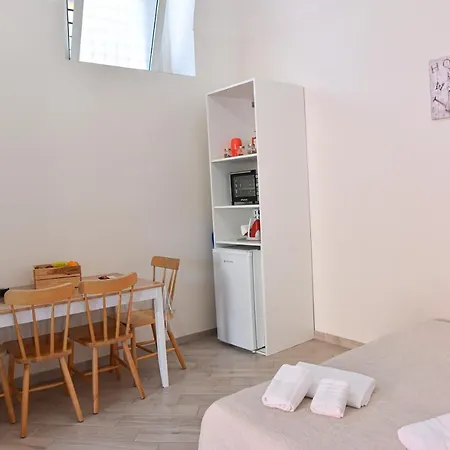 Domus Carolina Nyaraló